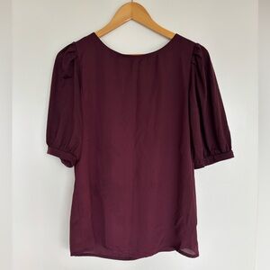 VERO MODA 17” PTP Elegant Women's Gathered Sleeve Top, Burgundy, Size Medium.